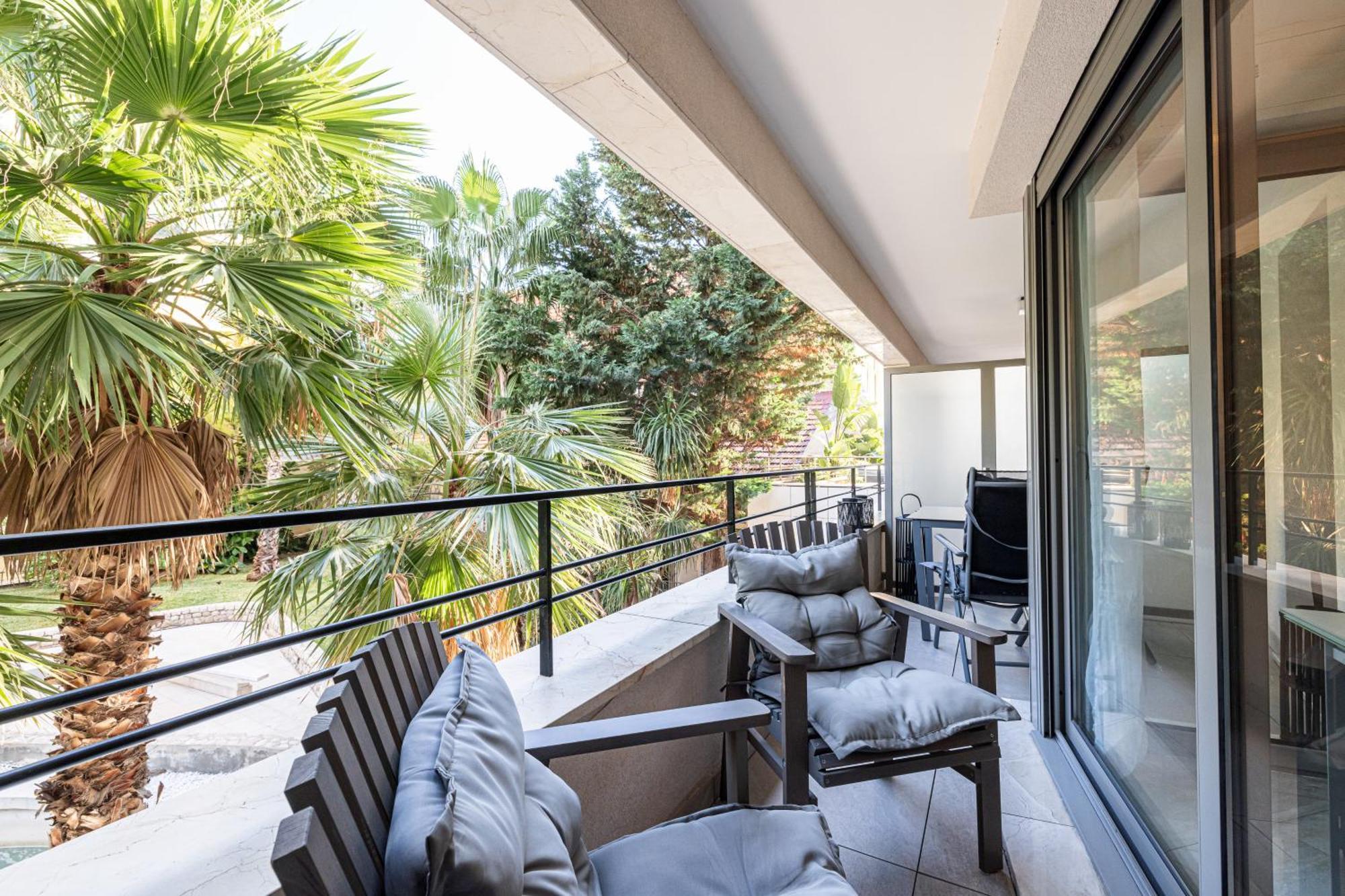 Studio Centre Terrasse Climatisation 50M Plage Menton Exterior photo
